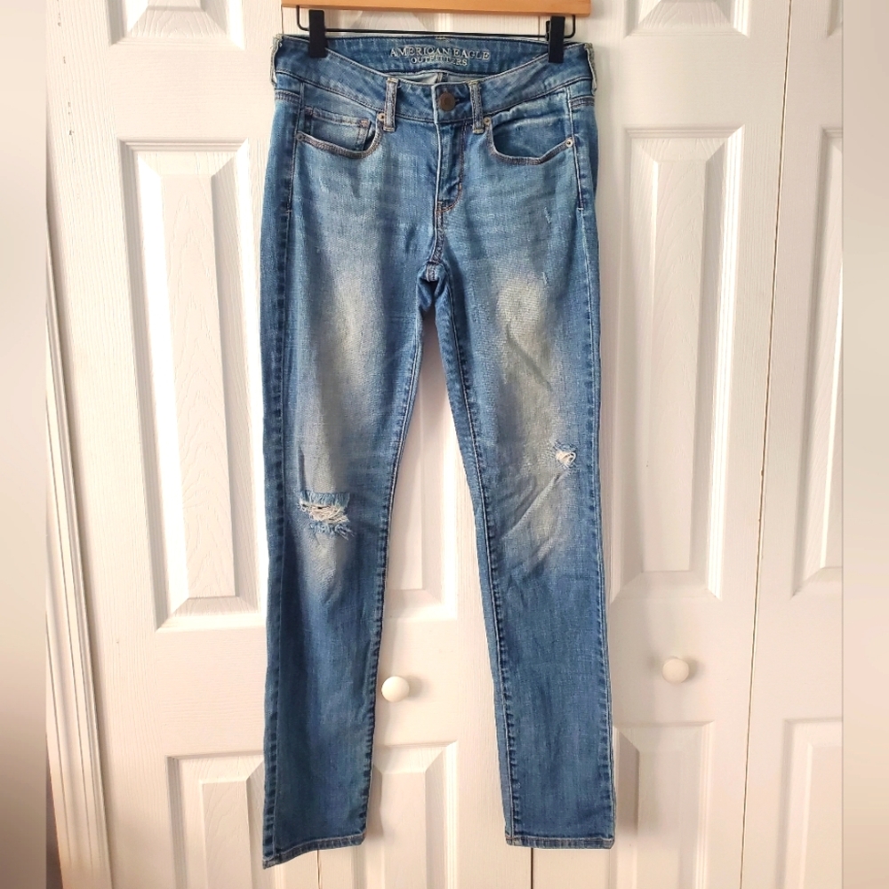 American Eagle, Medium Blue Skinny jeans, Regular 4